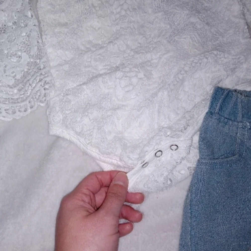 Baby Girl 9-12 Months Crochet Lace Outfit With Lace Skirt Leggings EUC Beautiful